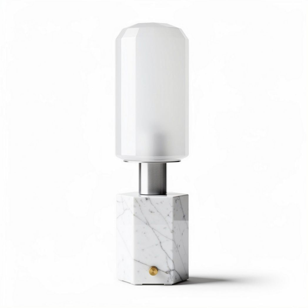Lampe en marbre avec abat-jour en verre opale dimensions 15 x 15 x 35cm